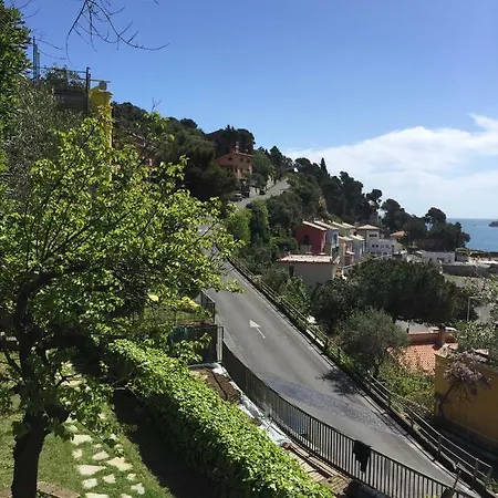 Apartment Portovenere *